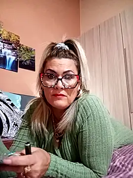 CRHYSTEL online show from 11-07-25, 10:04