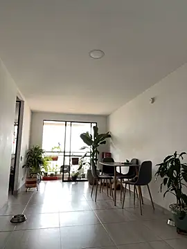 Emma Wish online show from 12-19-24, 07:51