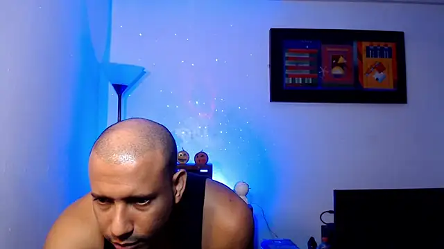 Snapshot of thommerxxx chatting on 06-16-26, 12:41 thommerxxx online show from 06-16-26, 12:41
