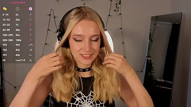 berrry girl online show from 06-22-26, 12:24