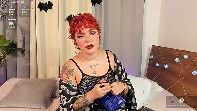 Amy art online show from 10-06-25, 08:50