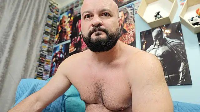 Snapshot of Muscle_Bear chatting on 09-10-25, 04:34 Muscle Bear online show from 09-10-25, 04:34