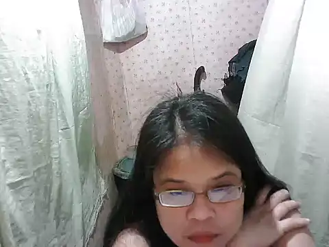 Snapshot of abiemayhottiey chatting on 10-12-25, 03:11 abiemayhottiey online show from 10-12-25, 03:11