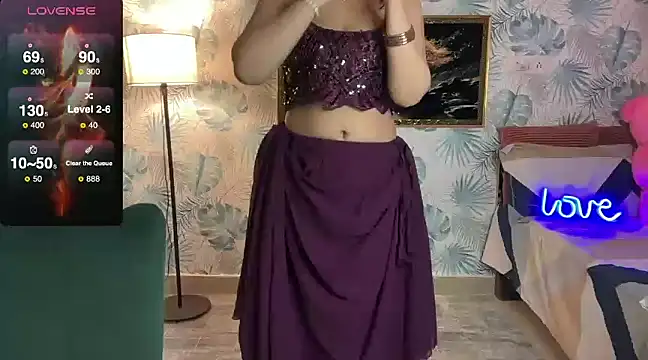 Sizzling  ZAARA online show from 02-12-25, 01:48