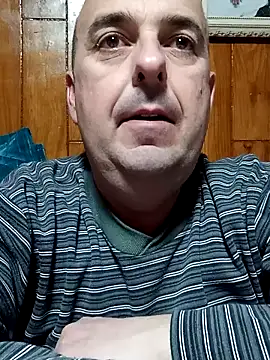 Snapshot of Hot-pico76 chatting on 01-19-25, 12:06 Hot-pico76 online show from 01-19-25, 12:06