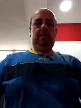 Snapshot of Hot-pico76 chatting on 03-03-25, 08:27 Hot-pico76 online show from 03-03-25, 08:27