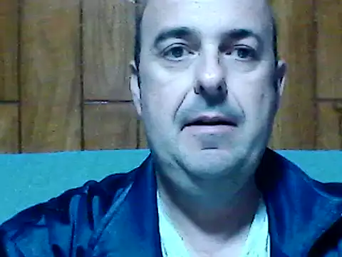 Snapshot of Hot-pico76 chatting on 12-21-25, 05:42 Hot-pico76 online show from 12-21-25, 05:42