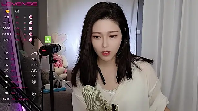 Snapshot of tw_lala chatting on 12-13-24, 04:05 tw lala online show from 12-13-24, 04:05