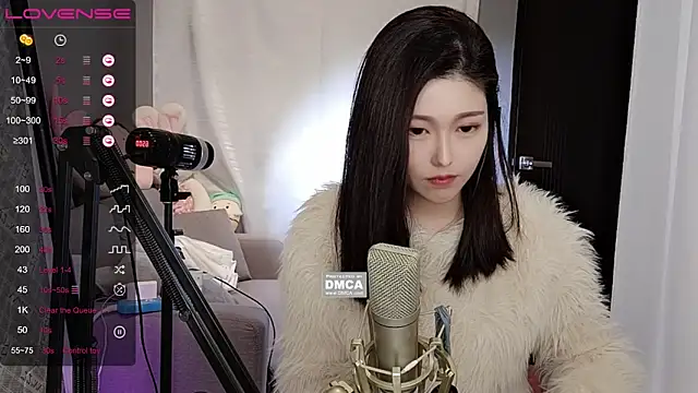 Snapshot of tw_lala chatting on 12-17-24, 04:11 tw lala online show from 12-17-24, 04:11