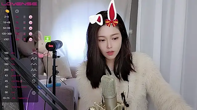 Snapshot of tw_lala chatting on 12-24-24, 04:19 tw lala online show from 12-24-24, 04:19