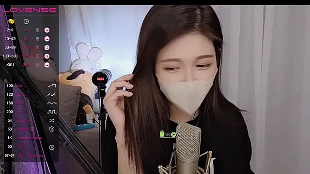 Snapshot of tw_lala chatting on 03-14-25, 07:01 tw lala online show from 03-14-25, 07:01