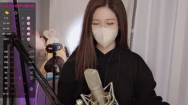 Snapshot of tw_lala chatting on 03-21-25, 07:35 tw lala online show from 03-21-25, 07:35