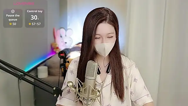 Snapshot of tw_lala chatting on 10-21-25, 04:51 tw lala online show from 10-21-25, 04:51