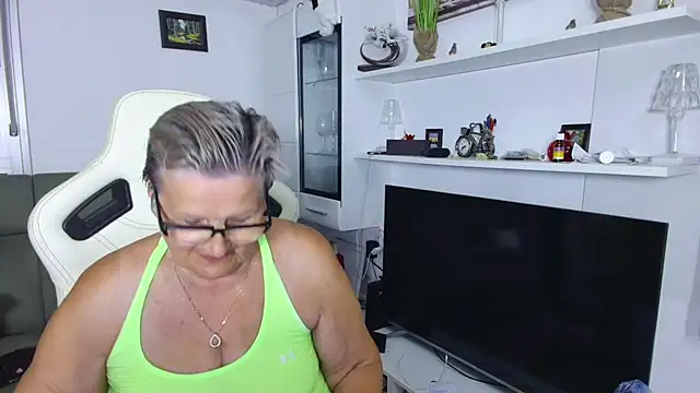 Selenna57 online show from 06-16-26, 05:26