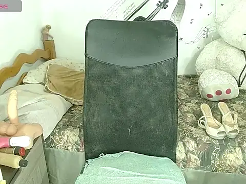 Snapshot of Alexaqueen1 chatting on 02-02-25, 04:22 Alexaqueen1 online show from 02-02-25, 04:22