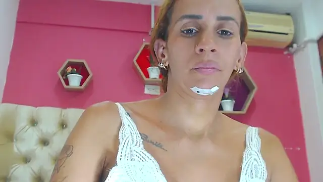 Snapshot of Amber_Moore chatting on 03-14-25, 11:22 Amber Moore online show from 03-14-25, 11:22