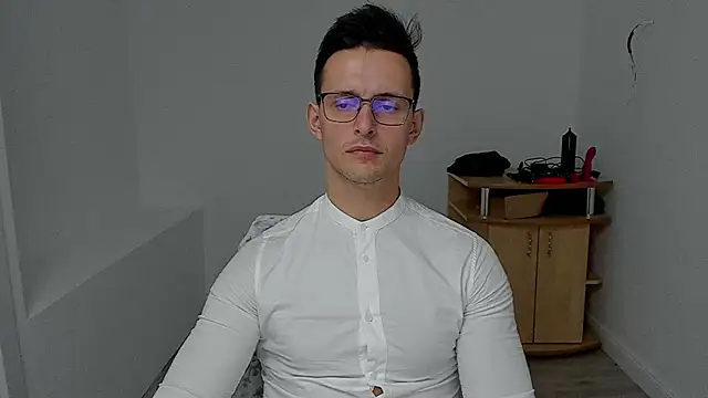 sexxymuscles4u online show from 12-05-24, 02:55