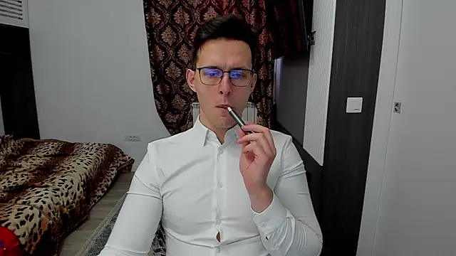 sexxymuscles4u online show from 02-20-25, 08:06