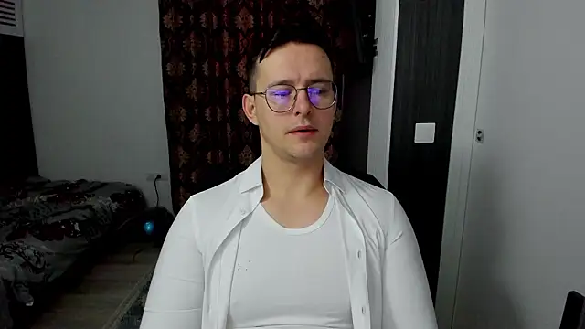 sexxymuscles4u online show from 02-09-26, 07:45