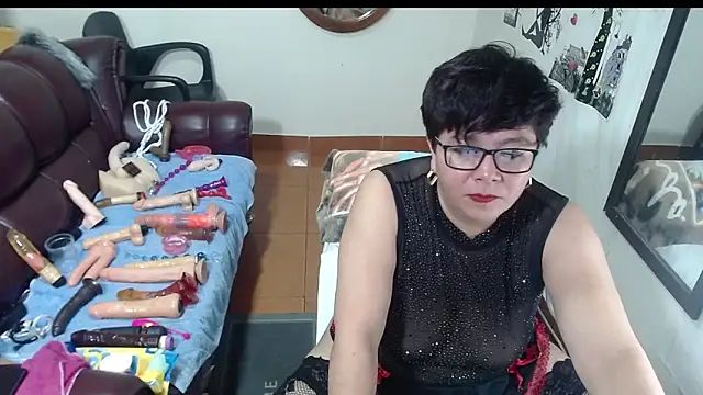angelitolove727 online show from 12-05-24, 08:11