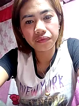 Snapshot of Cutie_body11 chatting on 04-19-26, 06:56 Cutie body11 online show from 04-19-26, 06:56