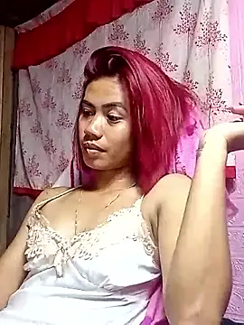 Snapshot of Cutie_body11 chatting on 04-22-26, 01:56 Cutie body11 online show from 04-22-26, 01:56