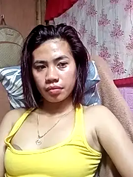 Snapshot of Cutie_body11 chatting on 05-12-26, 12:24 Cutie body11 online show from 05-12-26, 12:24