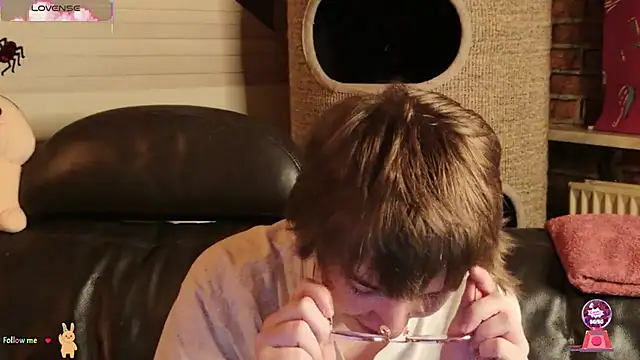 GamerGirl Eve online show from 10-26-25, 07:09