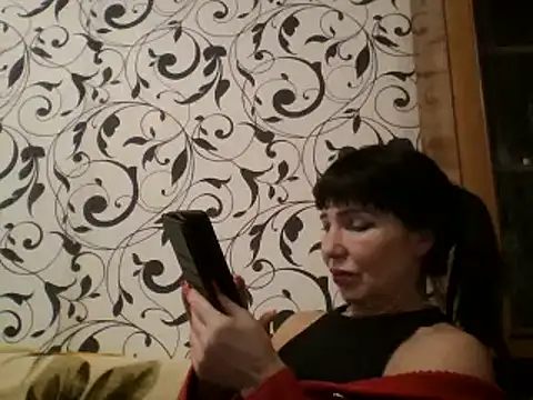 Snapshot of JeaneDavis chatting on 02-05-25, 01:44 JeaneDavis online show from 02-05-25, 01:44