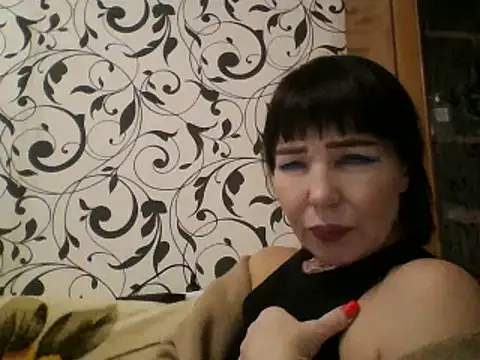 Snapshot of JeaneDavis chatting on 02-10-25, 01:11 JeaneDavis online show from 02-10-25, 01:11