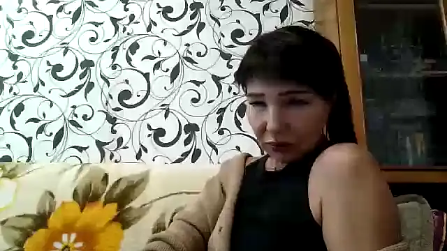 Snapshot of JeaneDavis chatting on 09-25-25, 11:58 JeaneDavis online show from 09-25-25, 11:58