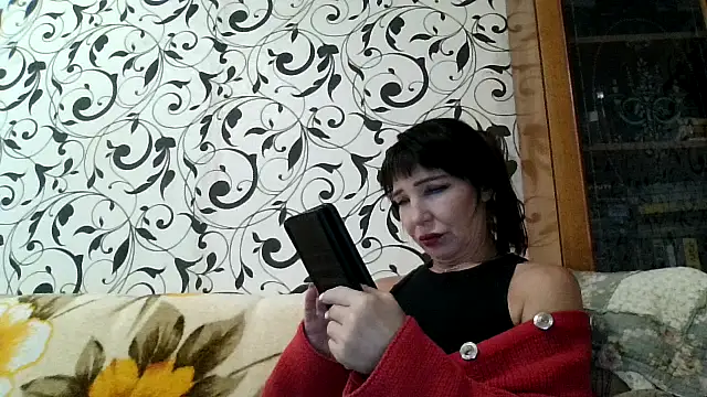 Snapshot of JeaneDavis chatting on 09-29-25, 12:32 JeaneDavis online show from 09-29-25, 12:32