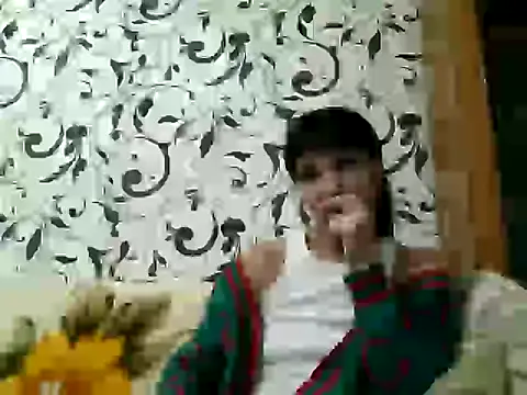 Snapshot of JeaneDavis chatting on 10-19-25, 02:18 JeaneDavis online show from 10-19-25, 02:18