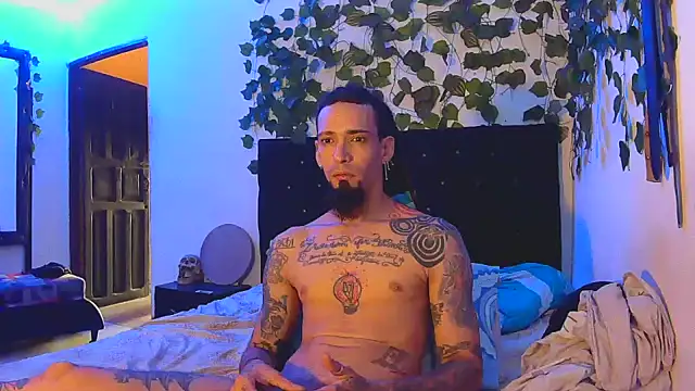 caribbeanlover1 online show from 09-13-25, 04:18