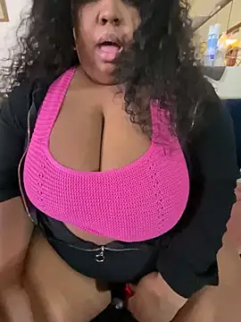 EbonyGoddessKira online show from 01-05-25, 07:49