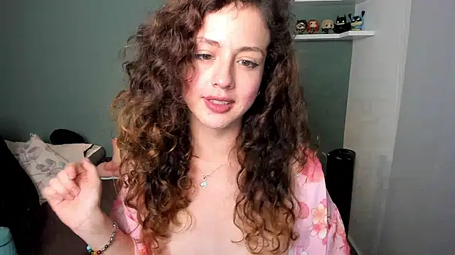 Snapshot of Cassandra_Caiin chatting on 12-09-24, 10:41 Cassandra Caiin online show from 12-09-24, 10:41