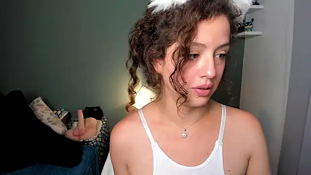 Snapshot of Cassandra_Caiin chatting on 12-13-24, 12:42 Cassandra Caiin online show from 12-13-24, 12:42