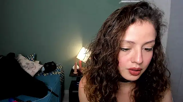 Snapshot of Cassandra_Caiin chatting on 12-13-24, 09:09 Cassandra Caiin online show from 12-13-24, 09:09