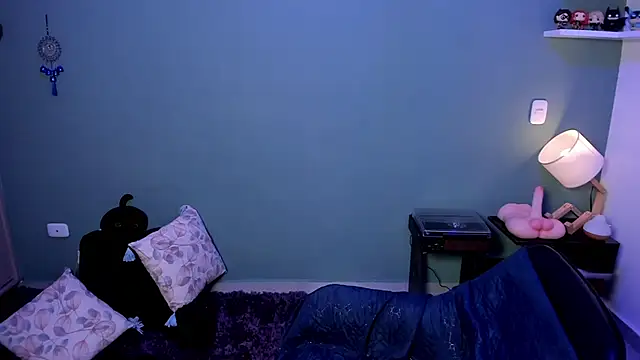Snapshot of Cassandra_Caiin chatting on 12-20-24, 05:04 Cassandra Caiin online show from 12-20-24, 05:04