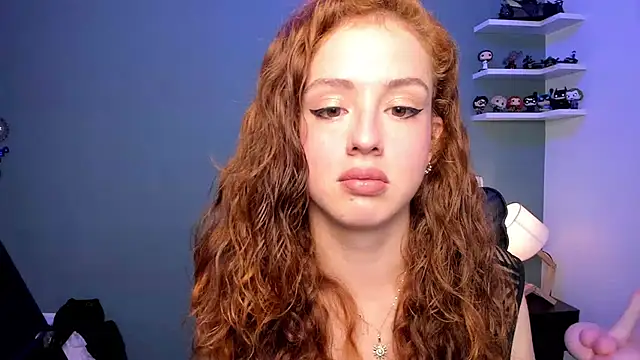 Snapshot of Cassandra_Caiin chatting on 01-05-25, 01:56 Cassandra Caiin online show from 01-05-25, 01:56