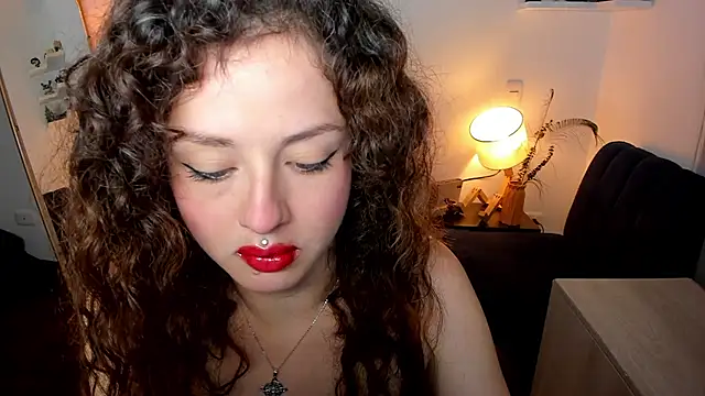 Cassandra Caiin online show from 05-07-26, 02:28