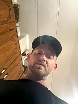 Snapshot of smokeymt420 chatting on 11-07-25, 05:29 smokeymt420 online show from 11-07-25, 05:29