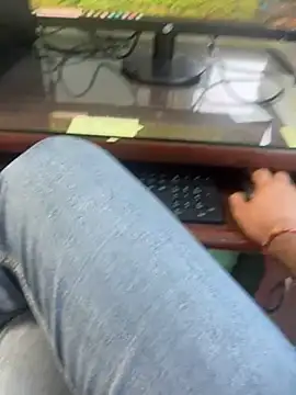 Snapshot of bigshow112 chatting on 12-04-24, 06:00 bigshow112 online show from 12-04-24, 06:00