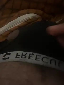 Snapshot of bigshow112 chatting on 02-24-25, 03:33 bigshow112 online show from 02-24-25, 03:33