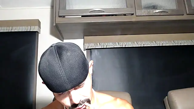 ThickD2C online show from 05-08-26, 06:46