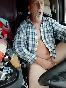 Yankeedave420 online show from 10-29-25, 10:33