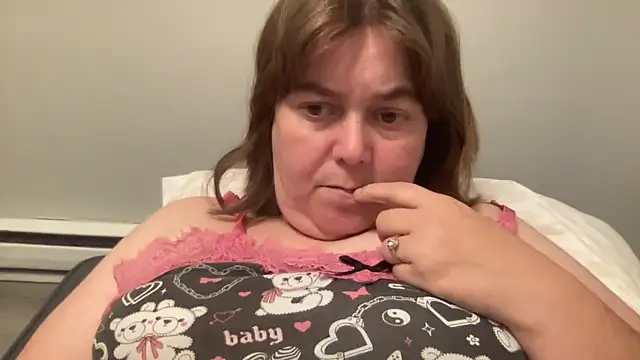 ParisNova online show from 10-25-25, 08:58