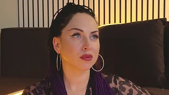 lily conor online show from 03-23-25, 03:43