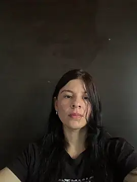 Estefani 32 online show from 06-01-26, 10:00