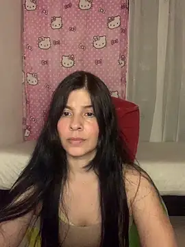 Estefani 32 online show from 06-21-26, 07:27